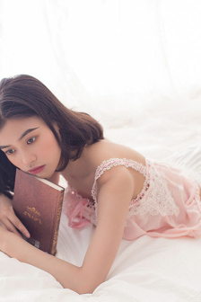 可疑的美容院在线观看